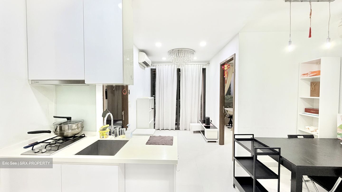 Smart Suites (D14), Apartment #589368011